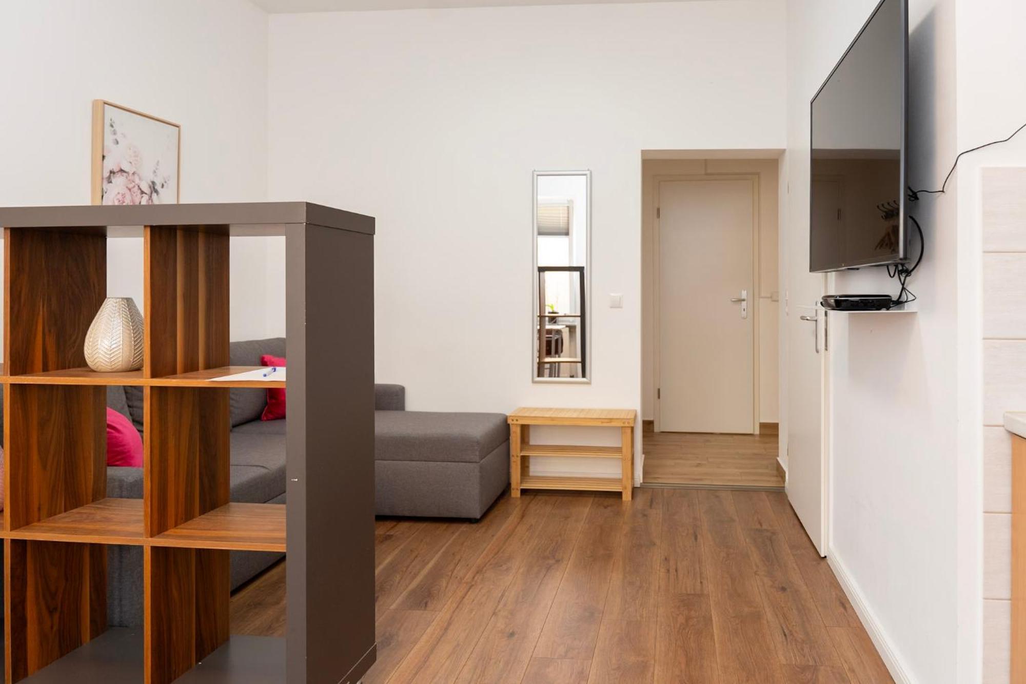 Cosy Nest - Apartment By Comfort Housing Falkensee Esterno foto