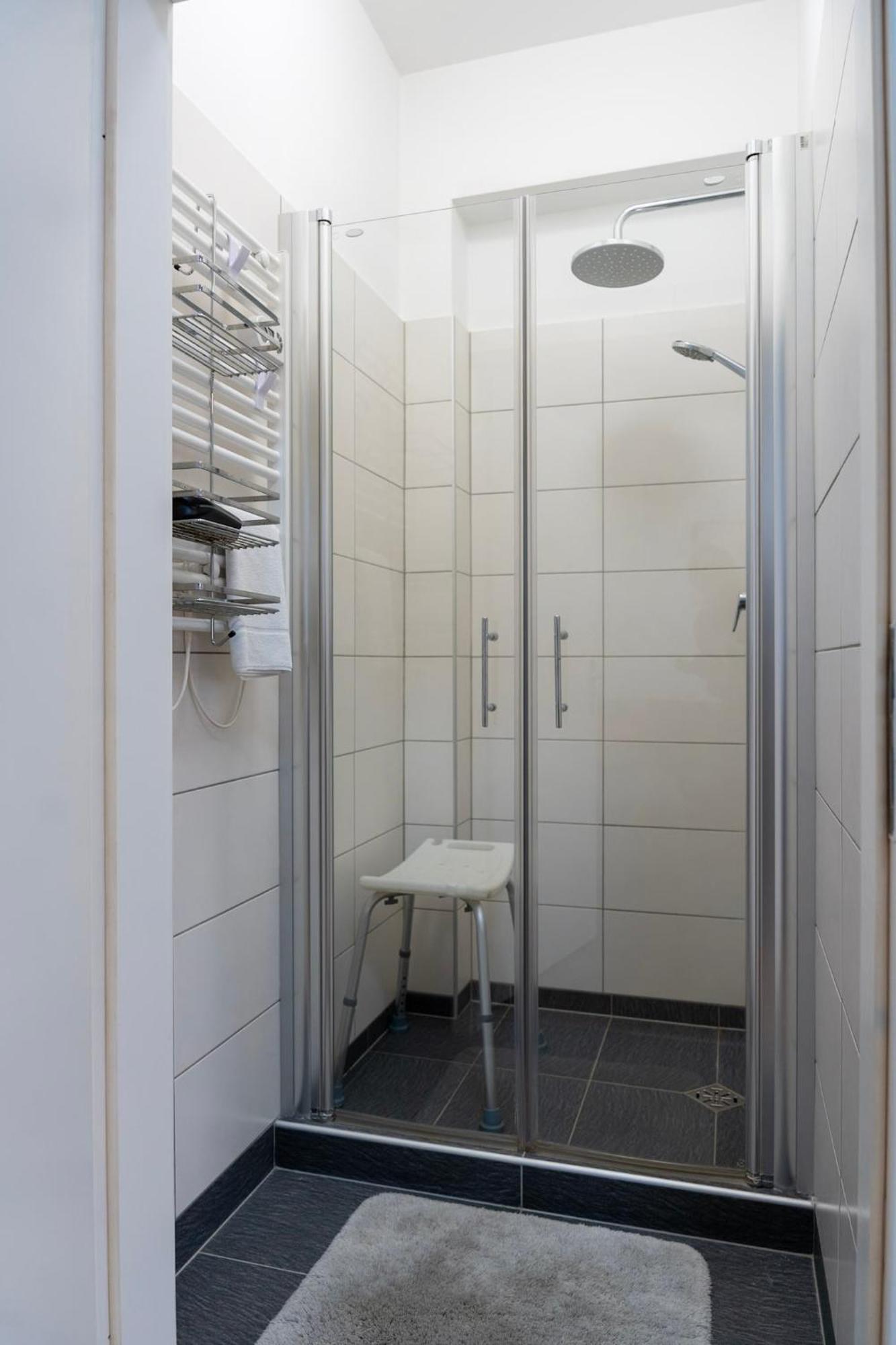 Cosy Nest - Apartment By Comfort Housing Falkensee Esterno foto